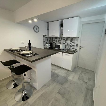 Apartment Dida Krk Town Exterior photo